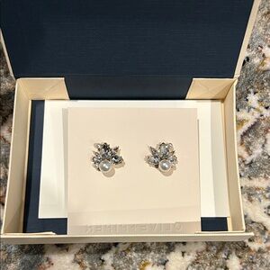 Elegant Silver and Pearl Earrings